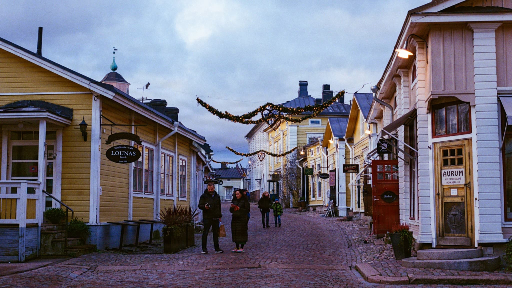 241174630023_24.jpg
